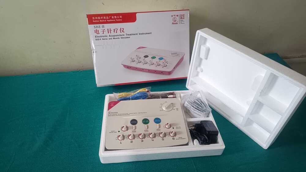 Accupuncture Needle Stimulator - 6 Channel