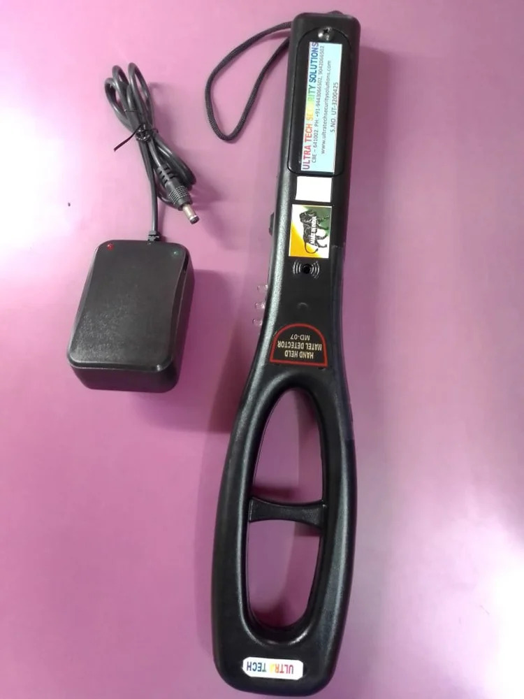 Hand Needle Detector - Ultra Excel - Color: Black