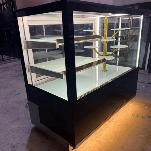 Cake Display Counter - Color: Transparent