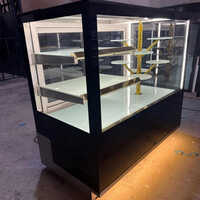 Cake Display Counter - Color: Transparent