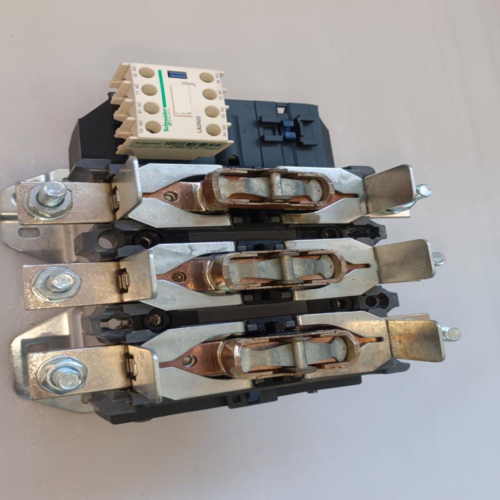 Schneider Lc1f400 Contactor - Frequency: 50/60 Hertz (Hz)