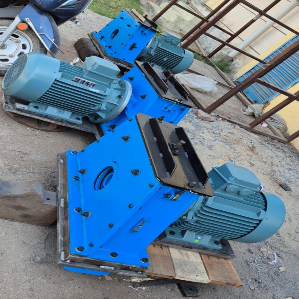 Blast Wheel Assembly For Shot Blasting Machine - Color: Yellow