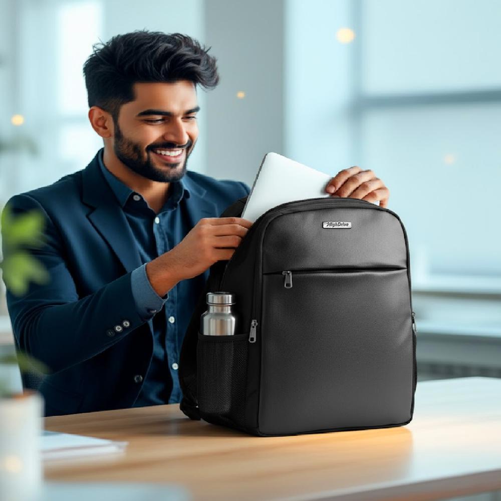 Hd15 Polyester Laptop Bag - Capacity: 15 Ltr