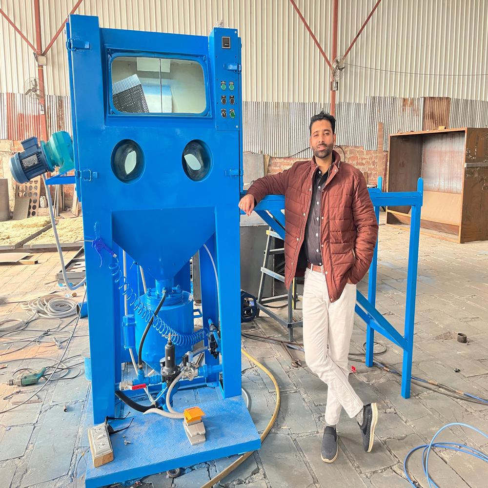 Pb Pressure Blasting Machine - Feature: High Efficiency