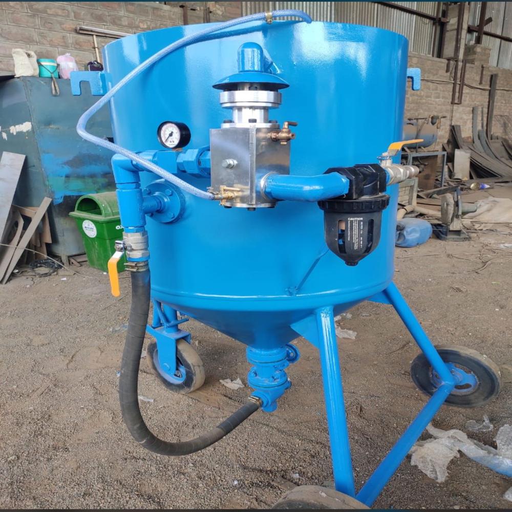 Portable Sand Blasting Machine - Feature: High Efficiency