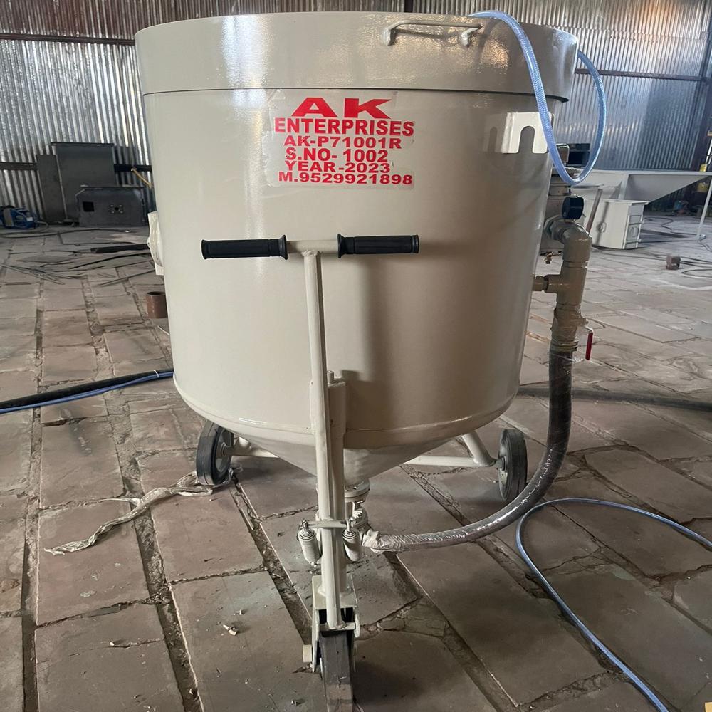 Air Operated Sand Blasting Machines