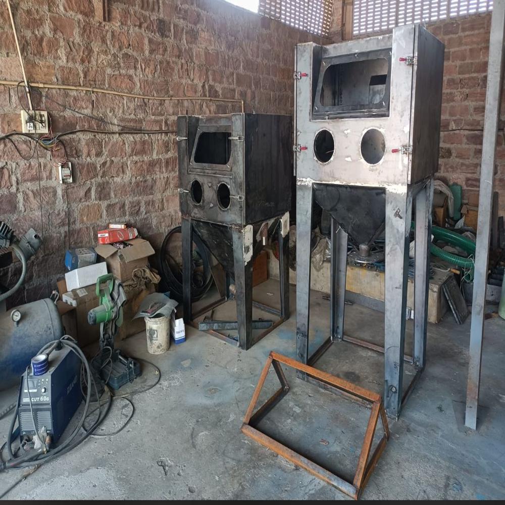 Abrasive Blasting Machines - Feature: High Efficiency