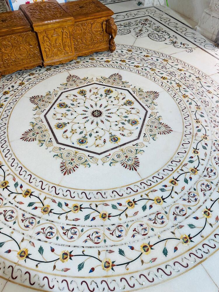 White Marble Inlay Flooring - Color: Multicolor