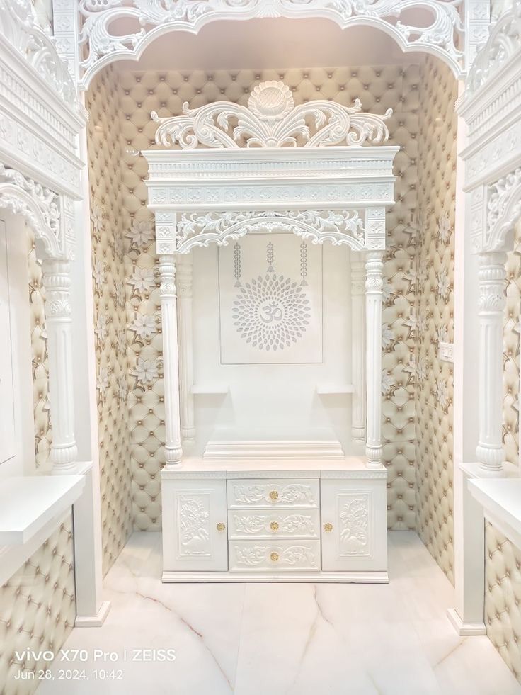 Slab White Divine Marble Temple - Size: Requirement Based