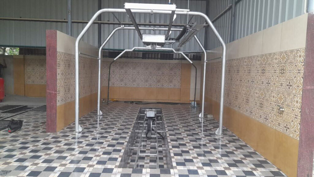 6 Bar Compressed Air Car Wash Machine - Color: Silver