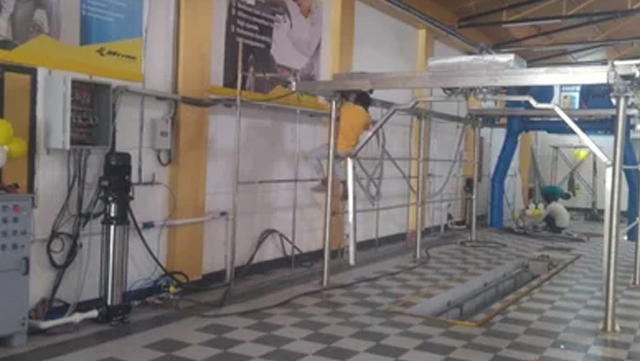 Combo Car Wash With Dryer System - Color: Silver