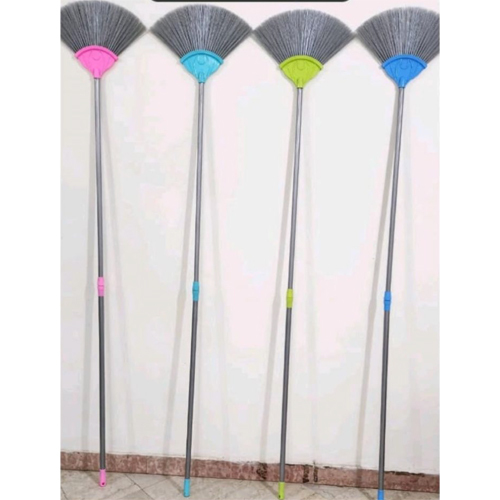 Diamond 50 Holes Virgin With 6Feet Telescopic Rod Jala Brush - Color: Multicolor