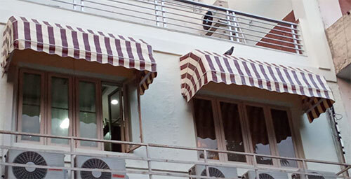 Modern Window Awning - Color: Multicolor
