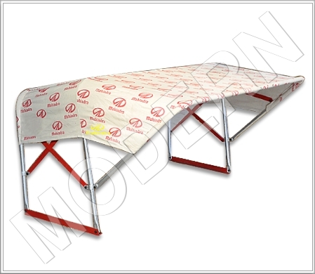 महिंद्रा ट्रैक्टर हूड