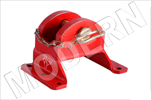 1816 MAHINDRA TOWING HOOK