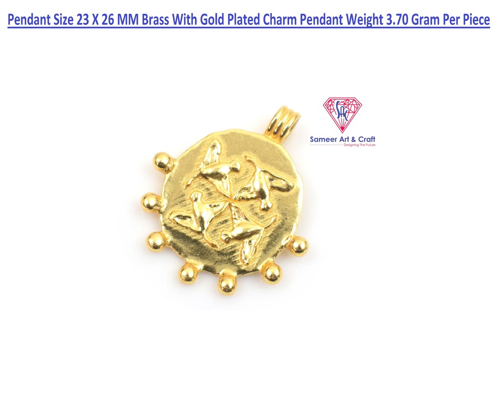18k Gold Plated In Brass Material Charms Pendant With Round Shape