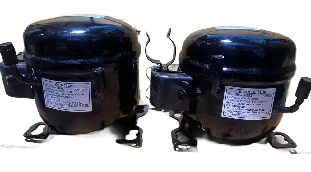 Kcn 422-430 R-404 Gas Compressor - Color: Black