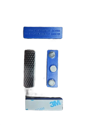 Magnetic Name Badge - Color: Golden