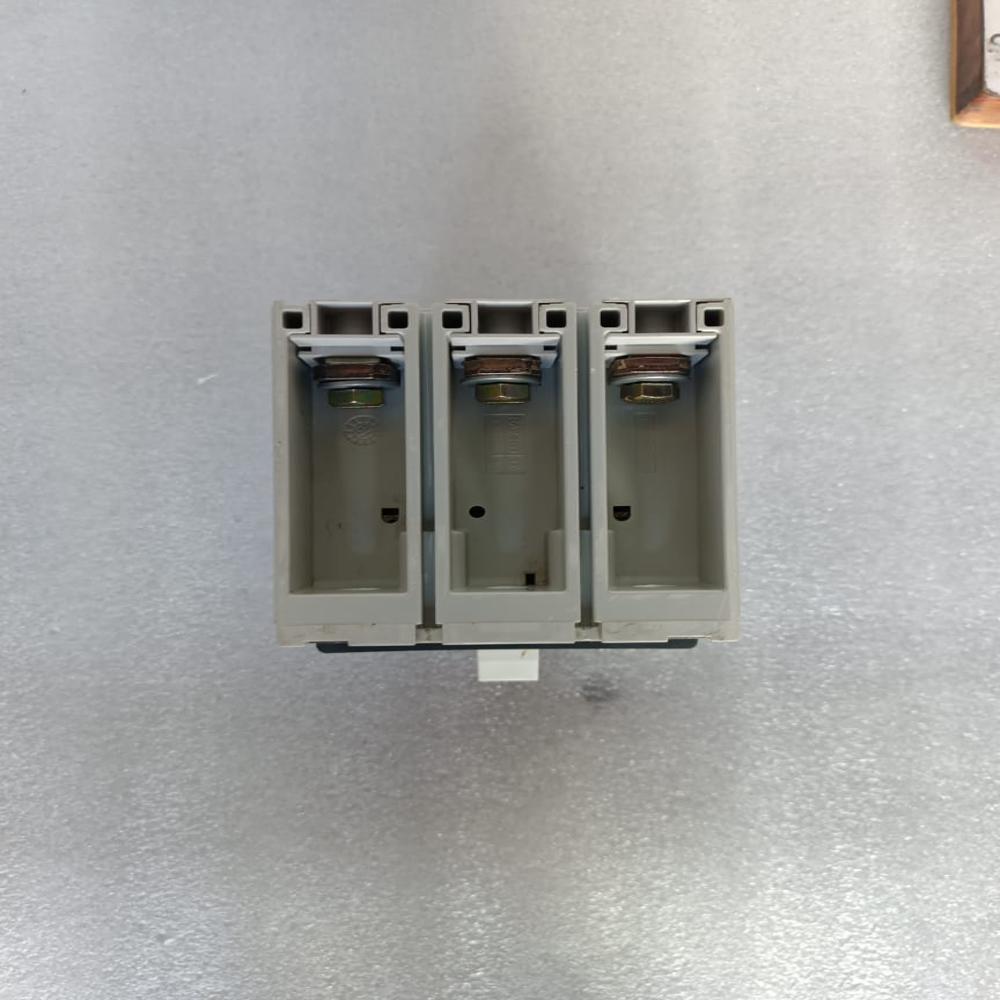 250a Mccb Abb Sace T4l250 250amp Mccb Circuit Breaker - Frequency: 50/60 Hertz (Hz)