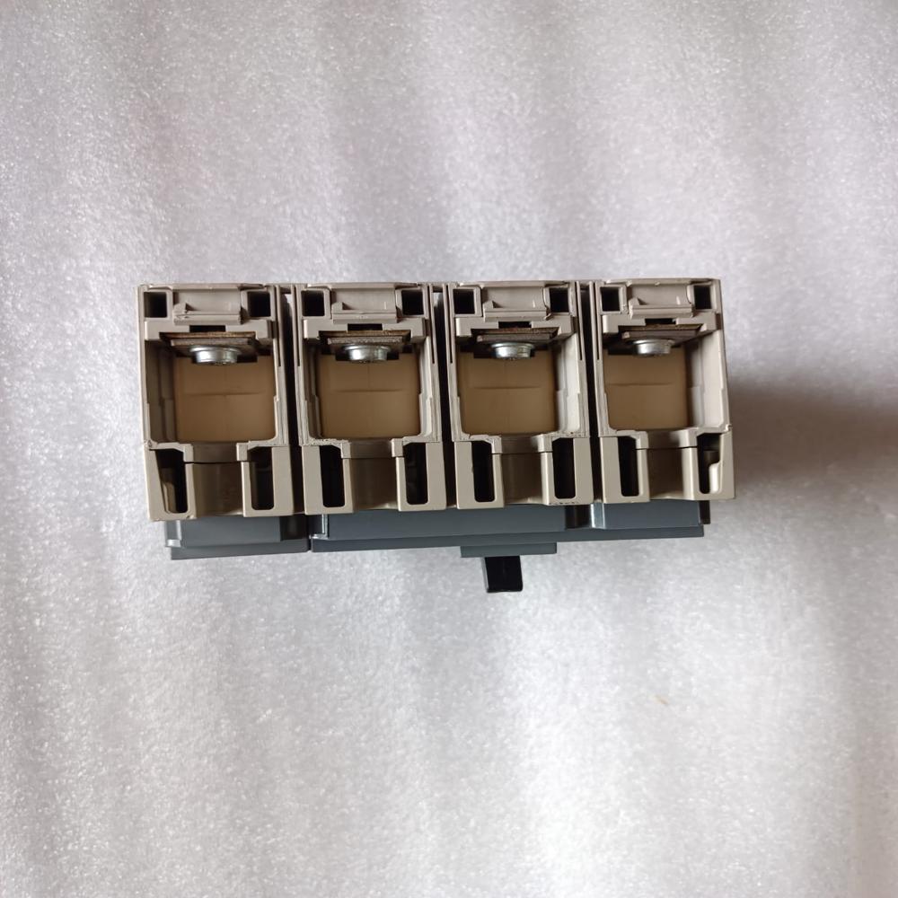 Schneider 100amp 4 Mccb Schneider Cvs100b 100a Moldes Case Circuit Breaker