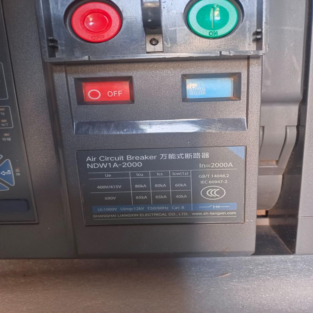 NDW1A-2000 NADER 2000A 3 POLE AIR CIRCUIT BREKER NADER NDW1A-2000 ACB FIX TYPE