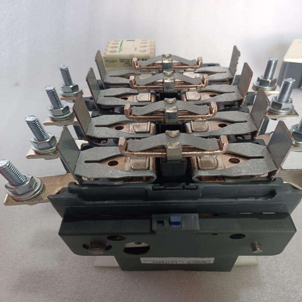 Used Schneider Lc1f2654 4pole Contactor Schineider 265amp Power Contactor
