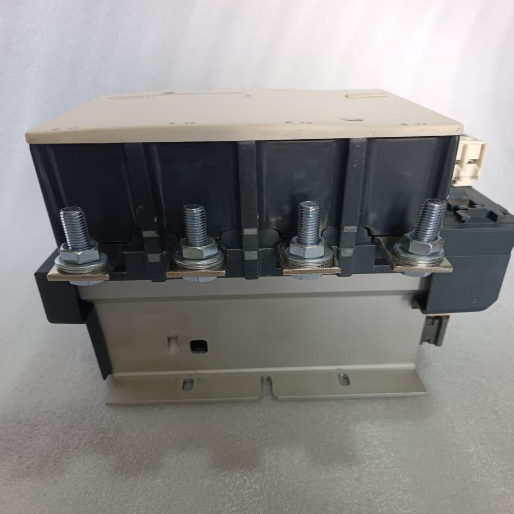 Used Schneider Lc1f2654 4pole Contactor Schineider 265amp Power Contactor