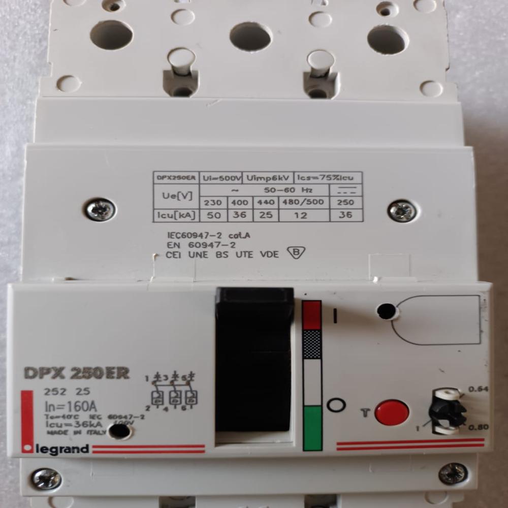 Used Dpx 250er 160a Mccb Legrand Circuit Breaker 160a 3pole