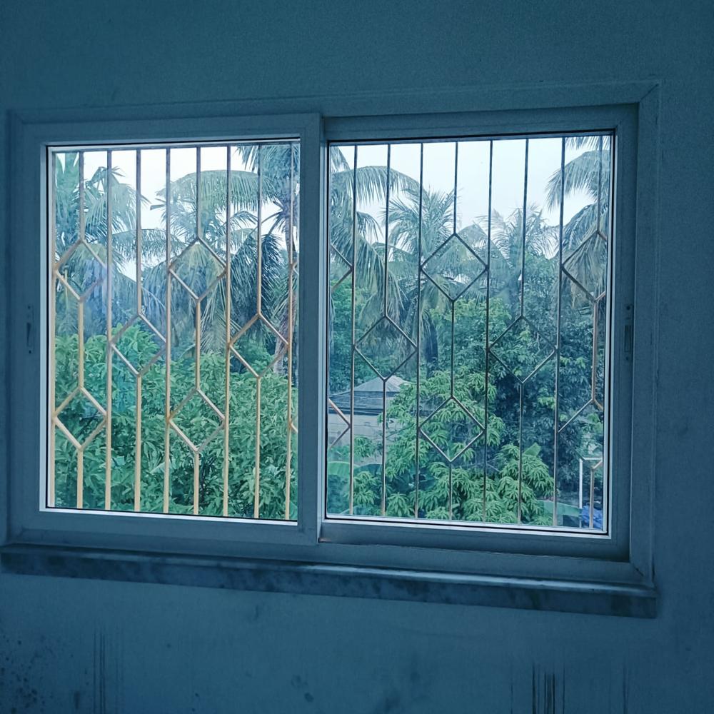Domal Sliding Window