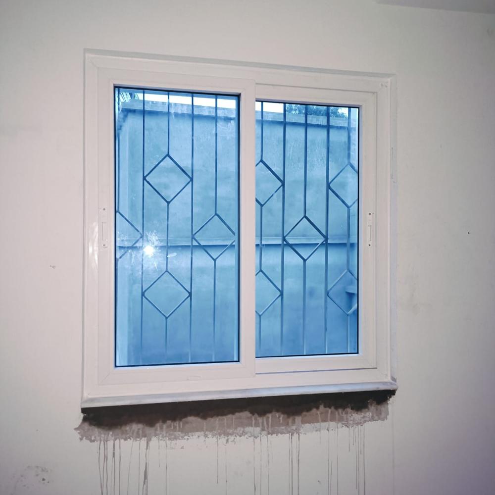 Upvc Sliding Window - Polished White Finish, Various Glass Thickness Options, Anti-corrosion, Customizable Size, Smooth Sliding Function