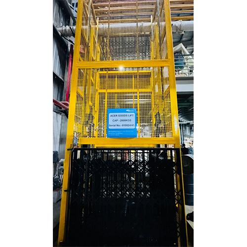 500 To 5000 Kg Hydraulic Goods Lift - Capacity: 5 Ton