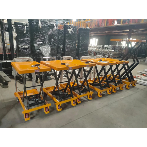 150-2000 Kg Manual Mobile Scissor Lift - Material: Steel