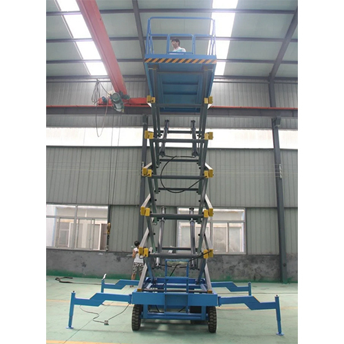 2000 Kg High Rise मोबाइल Scissor Lift