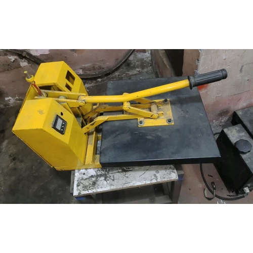 Yellow Heat Transfer Printing Machine - Automatic Grade: Manual
