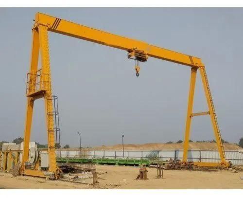 Heavy Duty Goliath Crane - Color: Yellow