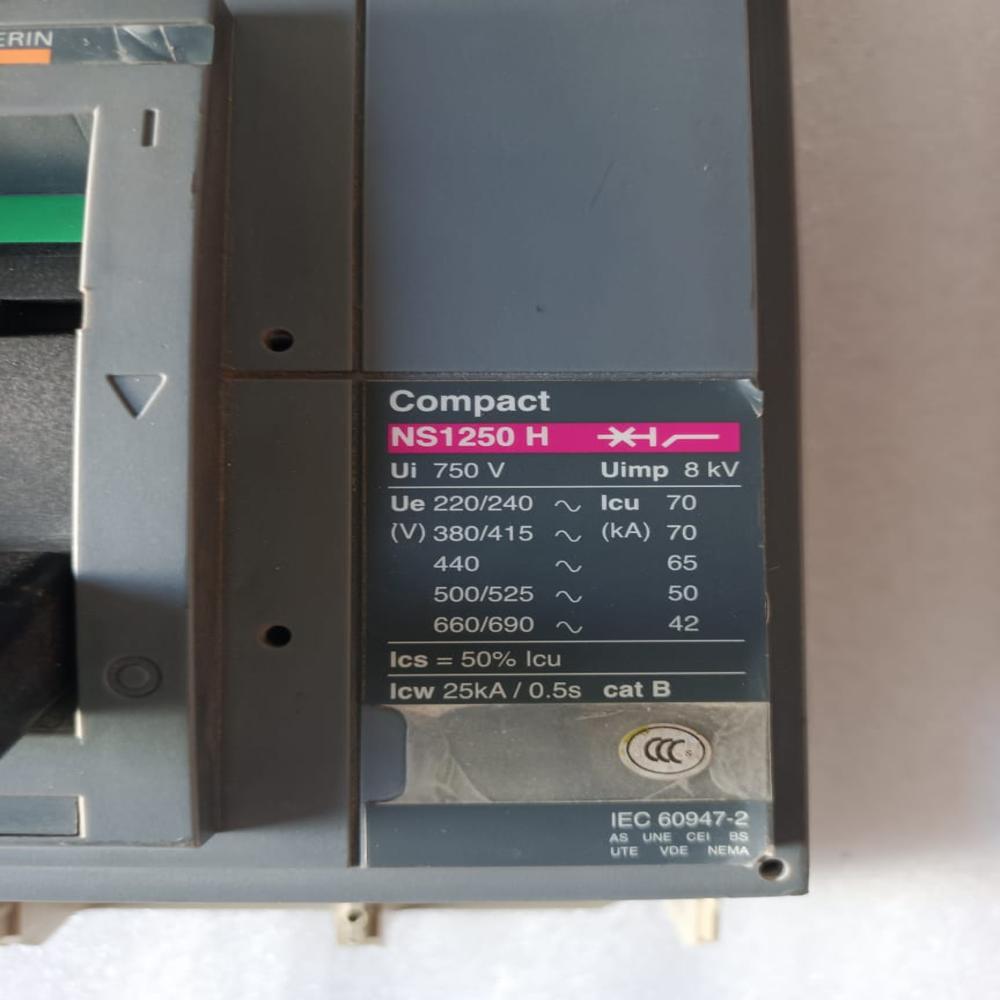 Used Merlin Gerine Ns1200h Mccb Molded Case Circuit Breaker 1200a 3pole