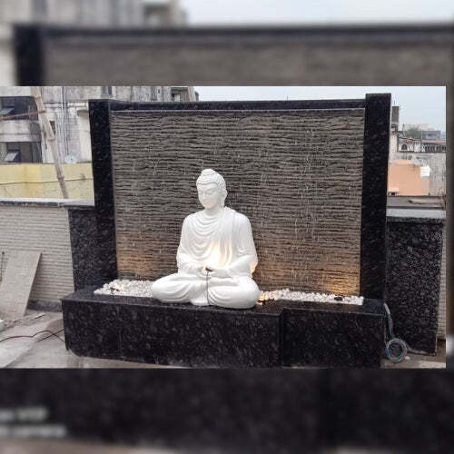 Buddha wall fountain