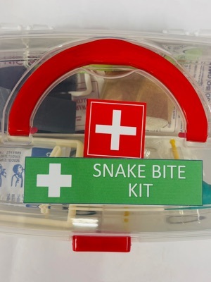Snake Bite First Aid Kit - Physical Form: Solid