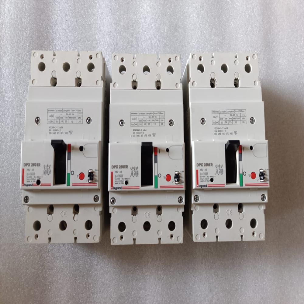 Used Dpx 250er 160a Mccb Legrand Circuit Breaker 160a 3pole