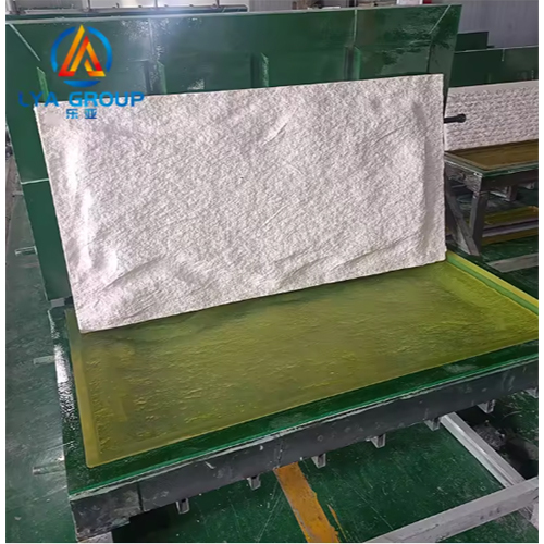 Wall Artificial Quartz Big Slab Mushroom Pu Stone Cladding Polyurethane Wall Panel Mold - Color: White
