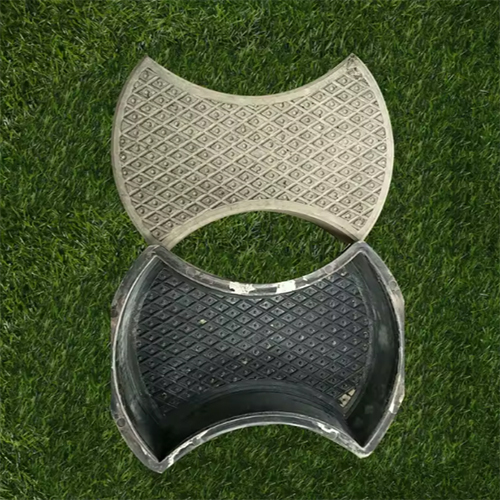 Interlocking Paver Tile Concrete Stone Plastic Rubber Molds Nigeria - Color: White And Black