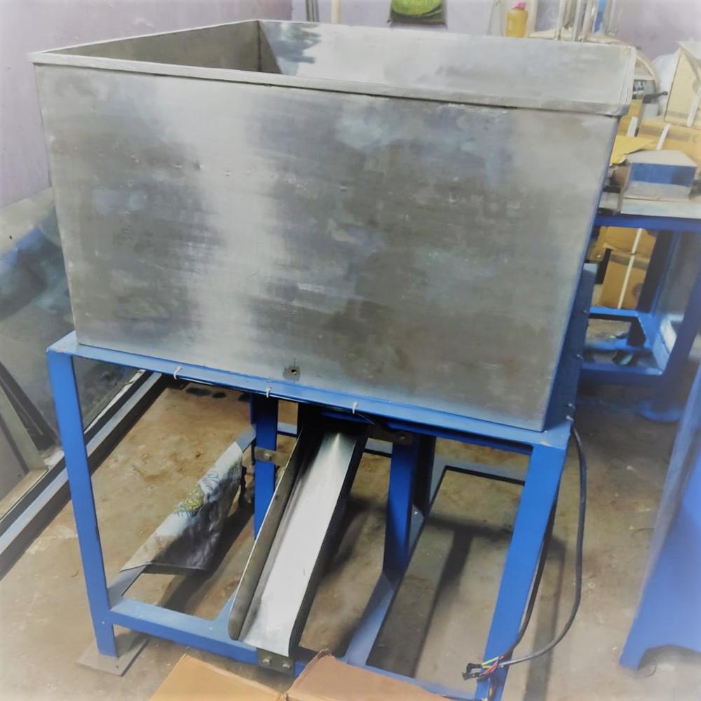 Lemon Cutting Machine