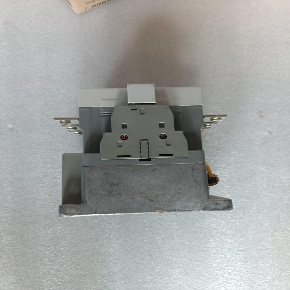 New Hyundai Himc 150b Contactor Hyundai Magnetic 150amp Contactor 24v Dc - Frequency: 50/60 Hertz (Hz)