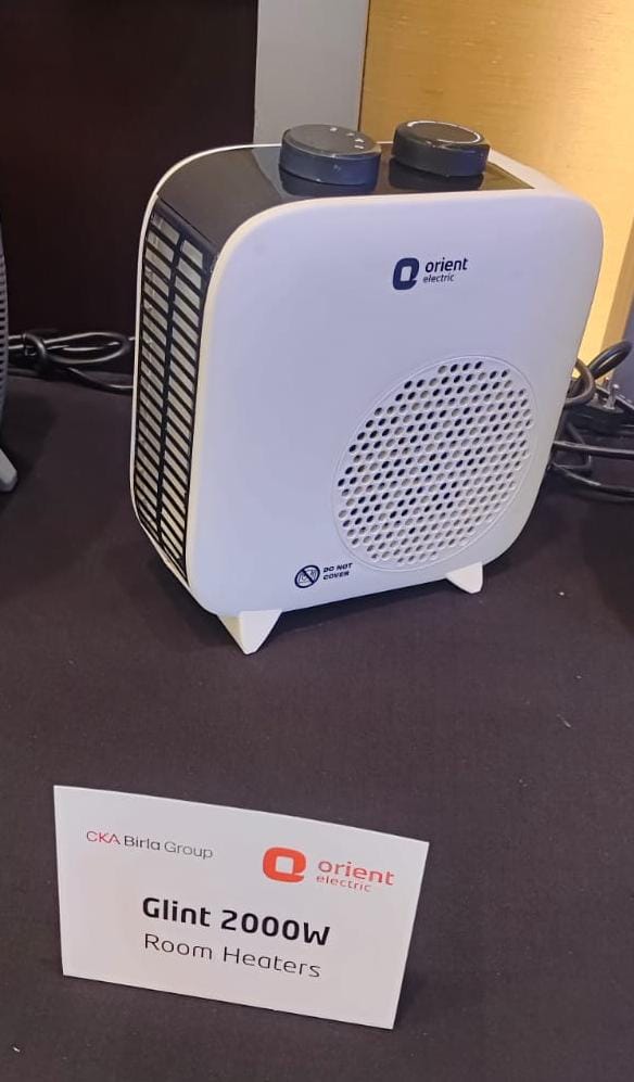 Glint Model Fan Heater Orient - Color: White