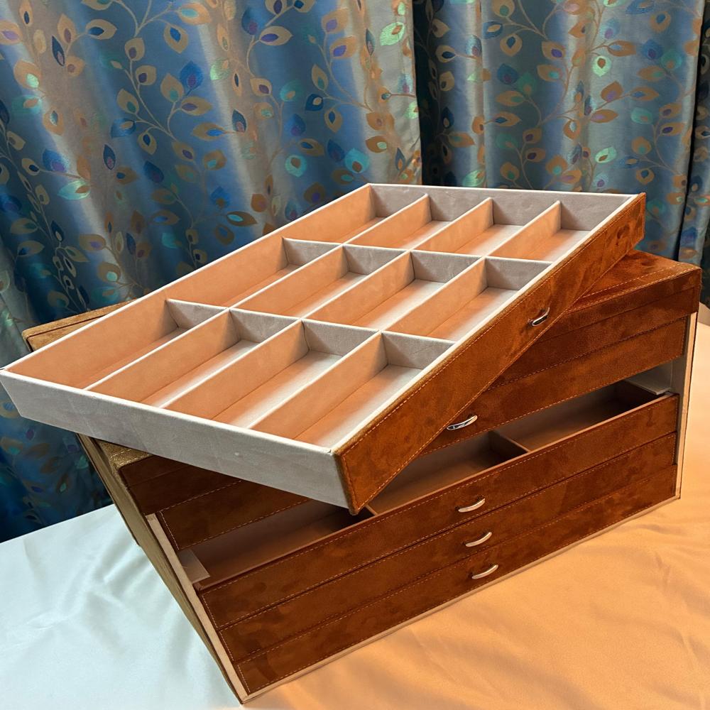 Optical Storage Box With 72 Spaces - Material: Fabric
