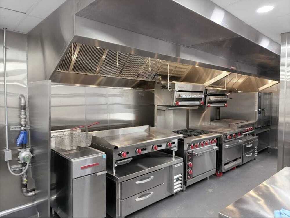 Commercial Kitchen Equipment - Exhaust Capacity: 1200 Cubic Meter Per Hour (M3/H)