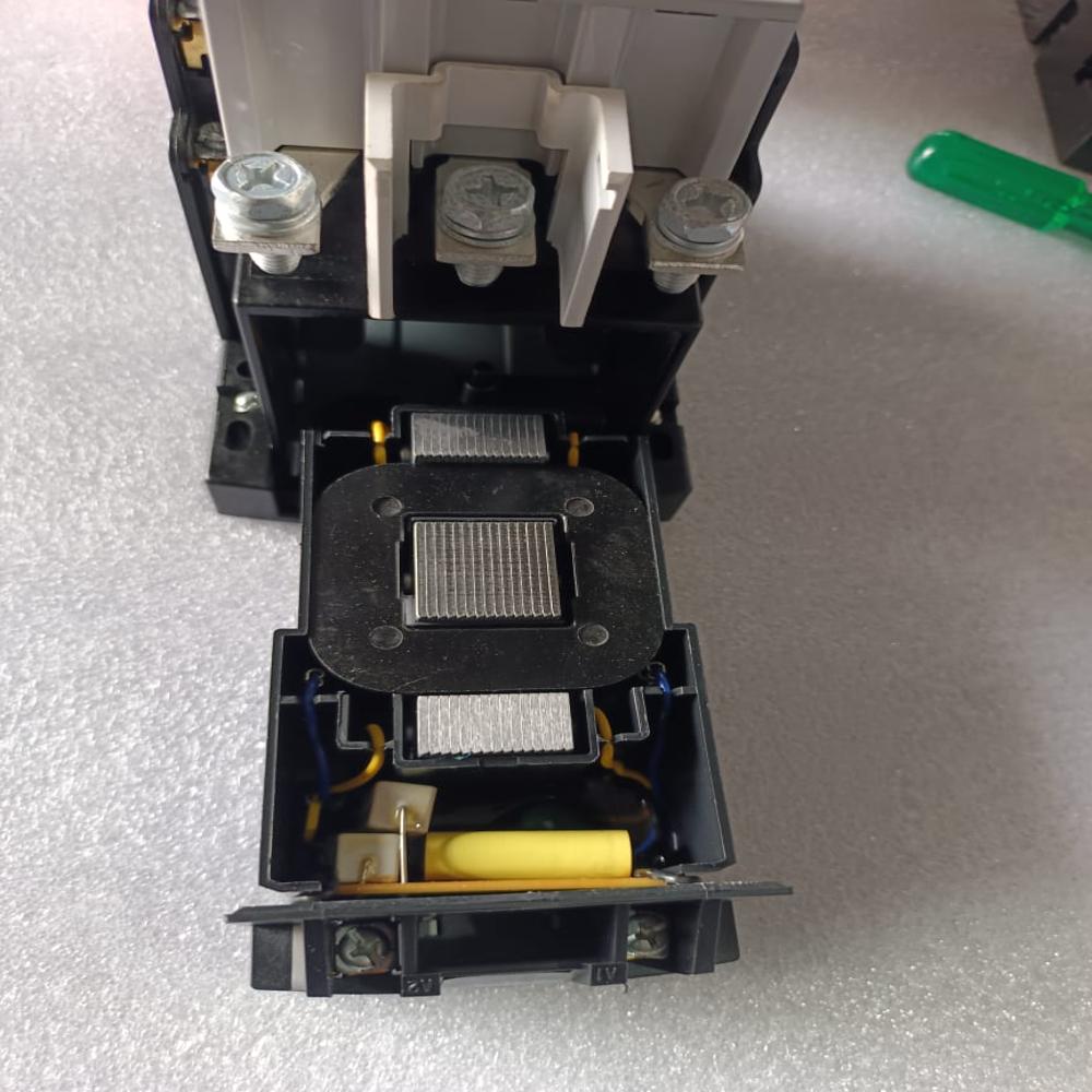 NEW Donga DMC 100 Amp Contactor