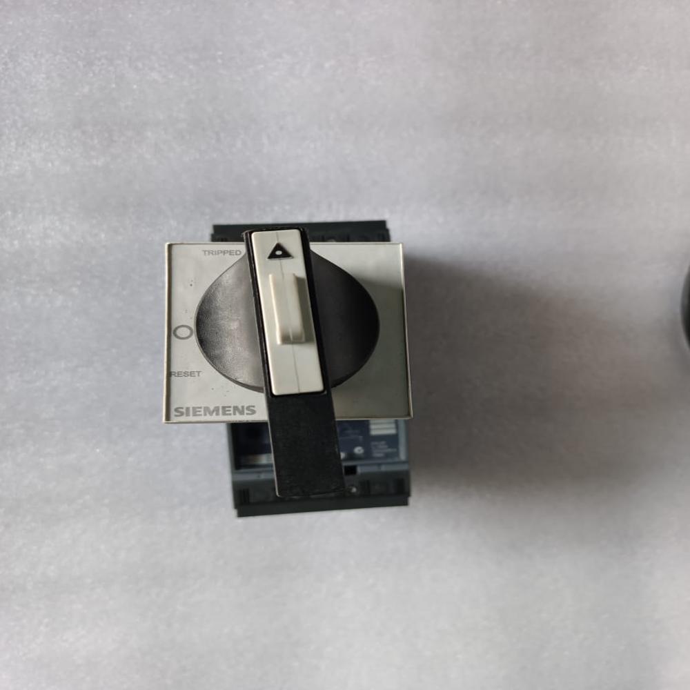 Used Siemens Mccb 3vt2 250 Amp Circuit Breaker - Frequency: 50/60 Hertz (Hz)