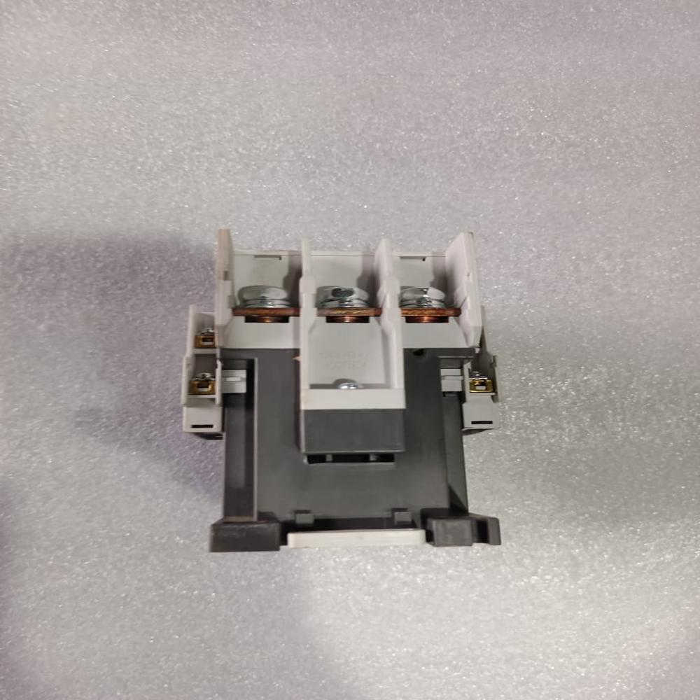 Donga 75A Magnetic Contactor DMC75 220-240V