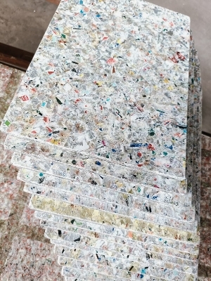 Recycled Plastic Fly Ash Brick Pallet - Color: Grey